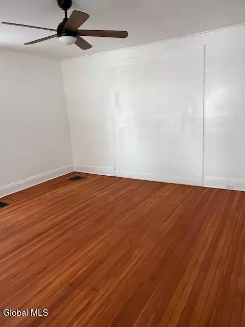 Living - 26 Linden St, Schenectady, NY 12304 photo 1 of 1