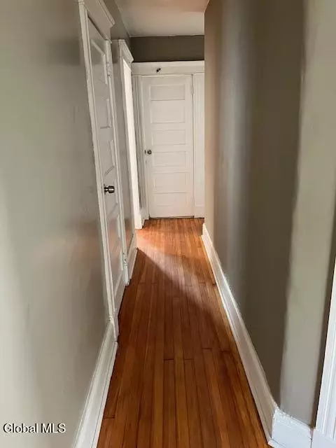 Entry Way - 26 Linden St, Schenectady, NY 12304 photo 4 of 4