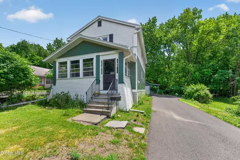30 Griswold Ave, Troy, NY 12180