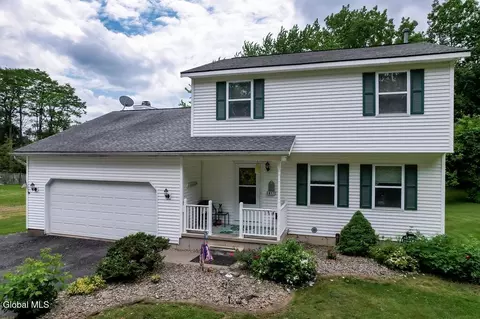 417 Helderview Dr, Altamont, NY 12009