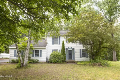 13 Sugar Pine Rd, Queensbury, NY 12804