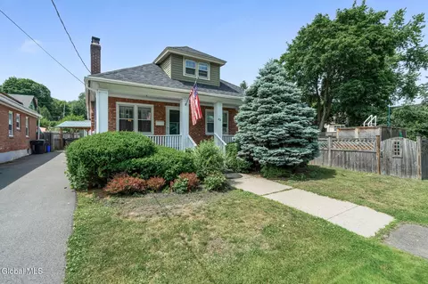 43 Rankin Ave, Troy, NY 12180