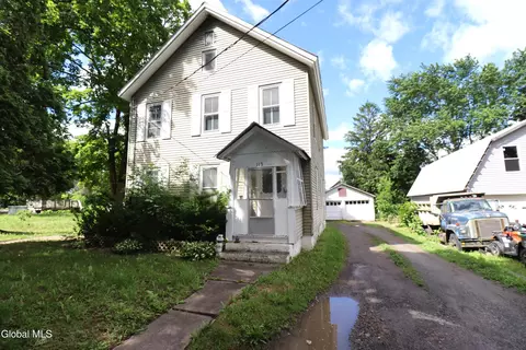 113 Dumler Ln, Fort Hunter, NY 12069