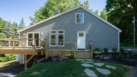 205 Mcclellan Rd, Nassau, NY 12123