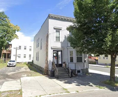 187 N Lake Ave, Albany, NY 12206