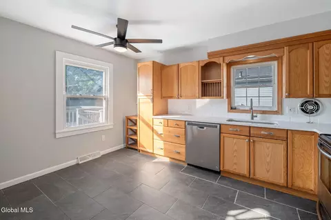 Kitchen - 420 Chiswell Rd, Schenectady, NY 12304 photo 1 of 4