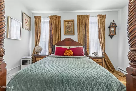 Bedroom - 45 Front St, Schenectady, NY 12305 photo 4 of 9