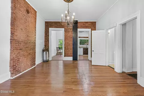 Dining - 45 Front St, Schenectady, NY 12305 photo 3 of 4