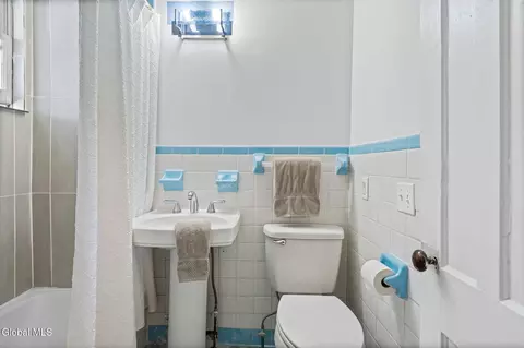 Bath - 45 Front St, Schenectady, NY 12305 photo 5 of 6