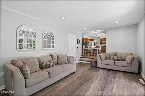 Living - 23 Bennett Ter, Delmar, NY 12054 photo 4 of 5