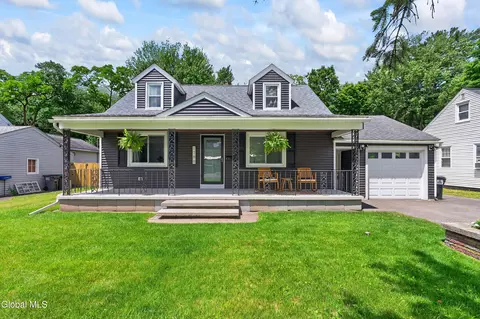 1788 Devendorf Rd, Schenectady, NY 12303
