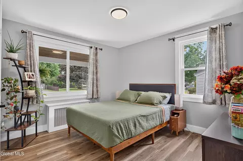 Bedroom - 1788 Devendorf Rd, Schenectady, NY 12303 photo 1 of 3