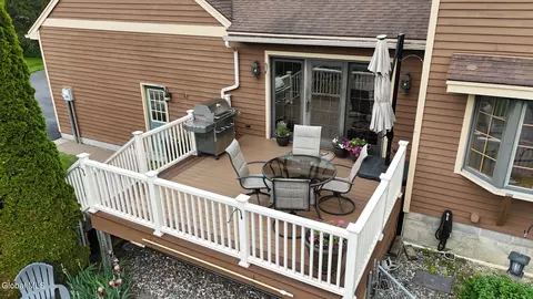 Exterior - 216 Anthony Rd, Clifton Park, NY 12065 photo 9 of 13
