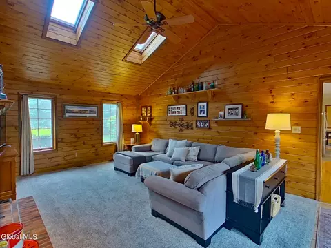 Living - 216 Anthony Rd, Clifton Park, NY 12065 photo 3 of 5