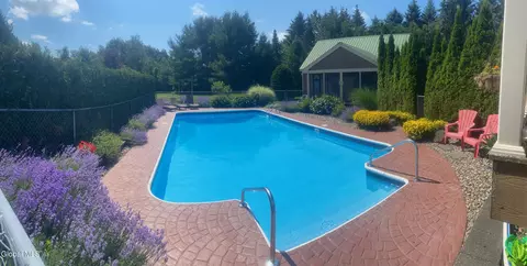 Exterior - 216 Anthony Rd, Clifton Park, NY 12065 photo 3 of 13