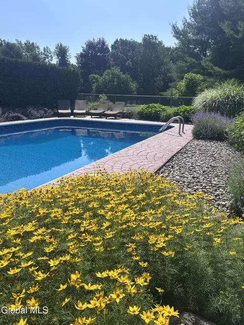 Exterior - 216 Anthony Rd, Clifton Park, NY 12065 photo 13 of 13