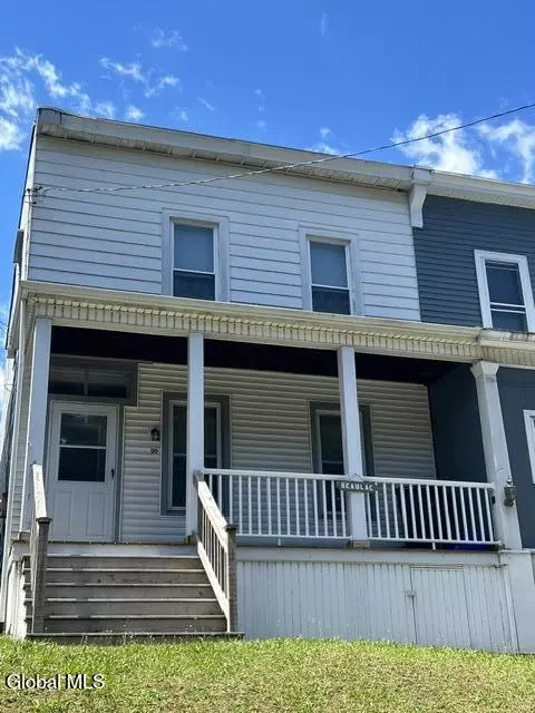 90 Pawling Ave, Troy, NY 12180