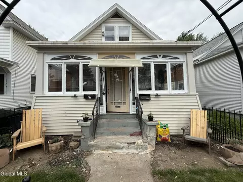 Exterior - 232 3rd St, Schenectady, NY 12302 photo 1 of 5
