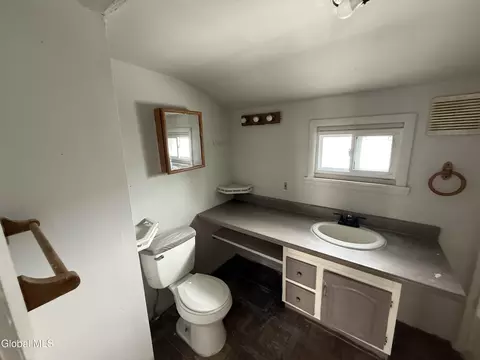 Bath - 232 3rd St, Schenectady, NY 12302 photo 4 of 4