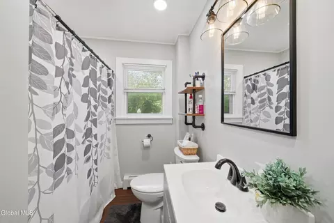 Bath - 3256 Williams St, Schenectady, NY 12306 photo 1 of 1
