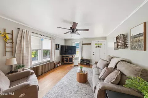 Living - 3256 Williams St, Schenectady, NY 12306 photo 1 of 1
