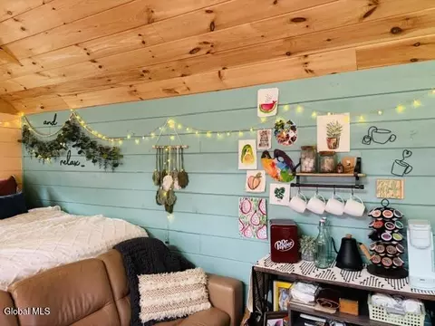 Bedroom - 7352 Church Rd, Schenectady, NY 12306 photo 2 of 2