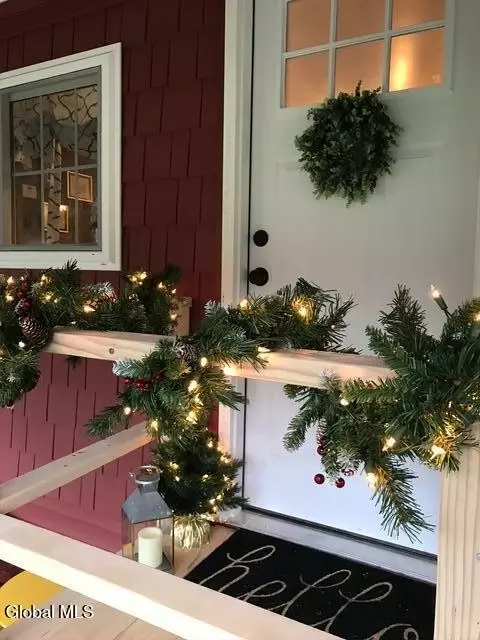 Exterior - 7352 Church Rd, Schenectady, NY 12306 photo 5 of 10
