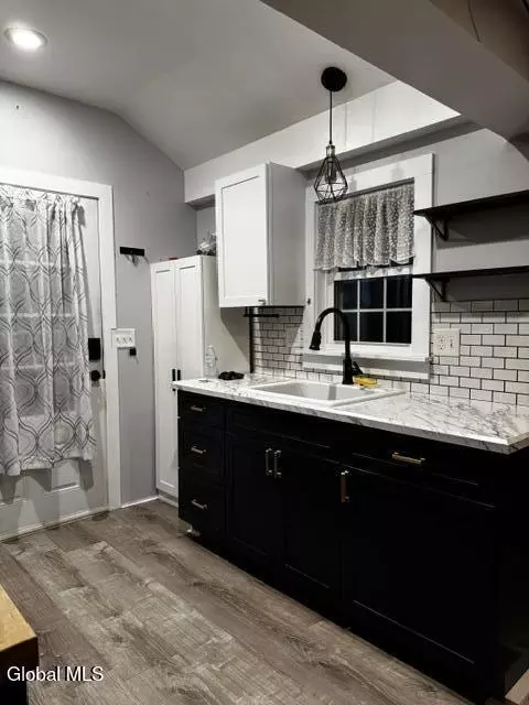Kitchen - 7352 Church Rd, Schenectady, NY 12306 photo 3 of 5