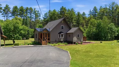 7 May Rd, Chestertown, NY 12817