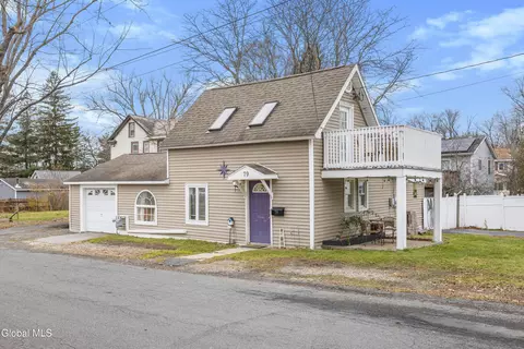 79 Starr Ave, Schenectady, NY 12304 photo 1