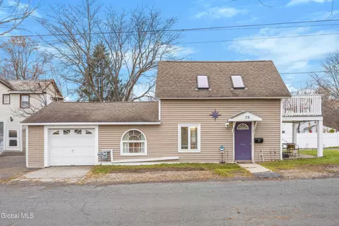 79 Starr Ave, Schenectady, NY 12304 photo 2