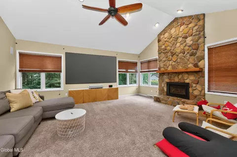 Living - 35 Ginger Ter, Clifton Park, NY 12065 photo 3 of 5