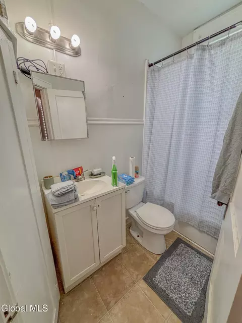 Bath - 145 Front St, Schenectady, NY 12305 photo 2 of 4