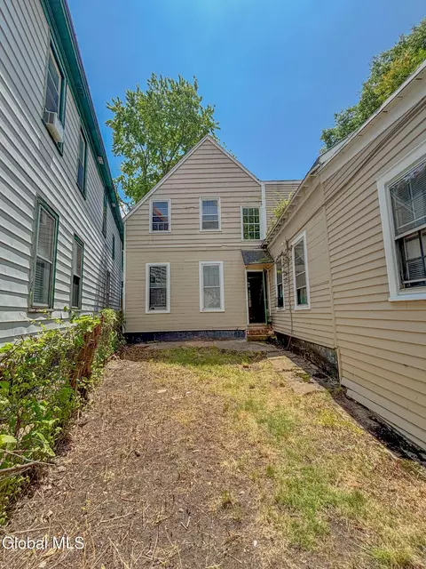 Exterior - 145 Front St, Schenectady, NY 12305 photo 4 of 4