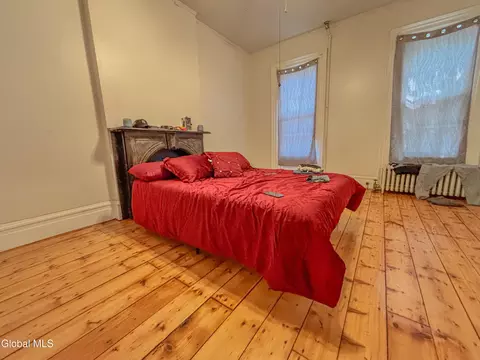 Bedroom - 145 Front St, Schenectady, NY 12305 photo 5 of 9