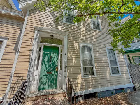 Exterior - 145 Front St, Schenectady, NY 12305 photo 2 of 4