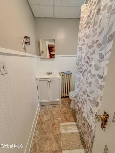 Bath - 145 Front St, Schenectady, NY 12305 photo 1 of 4