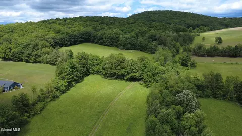 752 Loonenbergh Tpke, Sharon Springs, NY 13459