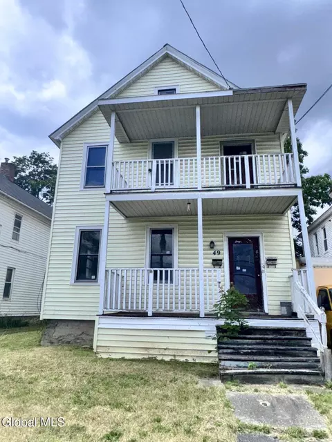 49 Van Buren Ave, Ravena, NY 12143