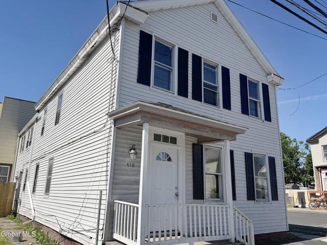418 14th St, Watervliet, NY 12189