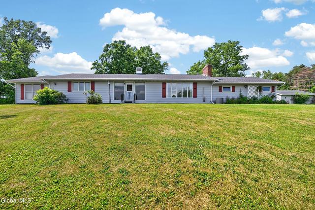 53 Sharon Ln, East Schodack, NY 12063