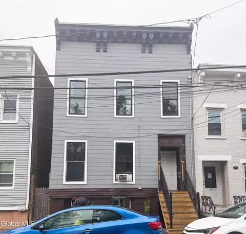 154 Broad St, Albany, NY 12202