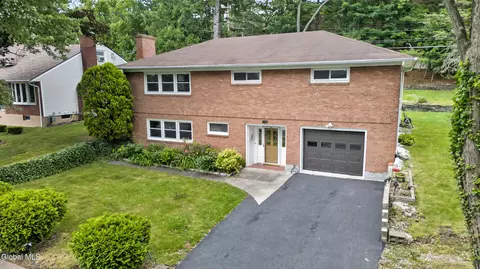 1082 Cornelius Ave, Niskayuna, NY 12309