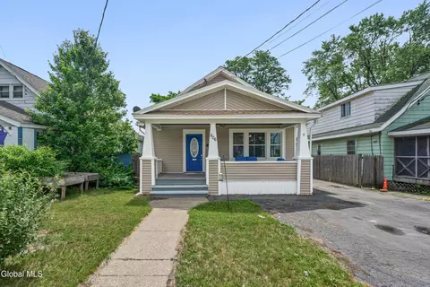 906 Altamont Ave, Schenectady, NY 12303