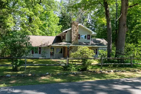 323 Emmett St, Ballston Spa, NY 12020