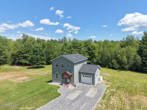 30 Wall St, Corinth, NY 12822