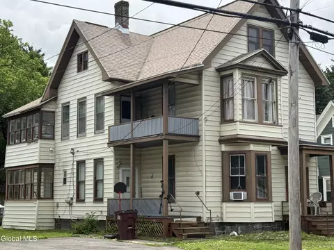 22 E 8th Ave, Gloversville, NY 12078
