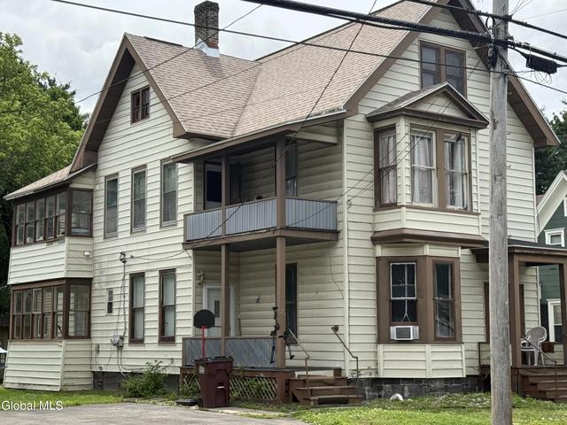 22 E 8th Ave, Gloversville, NY 12078