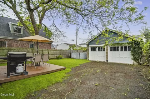 138 Cardinal Ave, Albany, NY 12209
