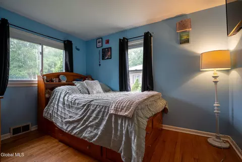 Bedroom - 1 Hawley Ct, Delmar, NY 12054 photo 2 of 4